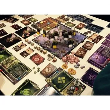 Gloomhaven - slika proizvoda pod brojem: 1